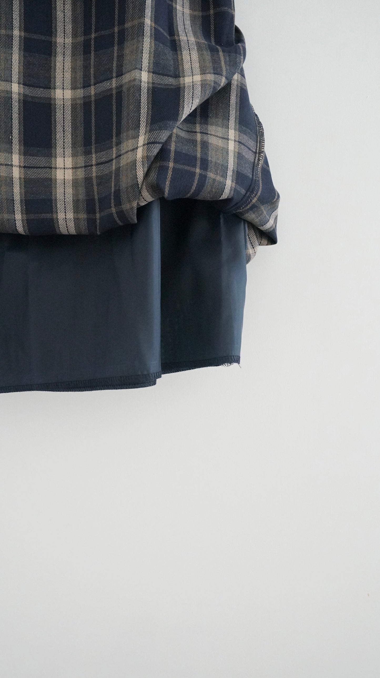 japanese style checked skirt in navy (pre-order)