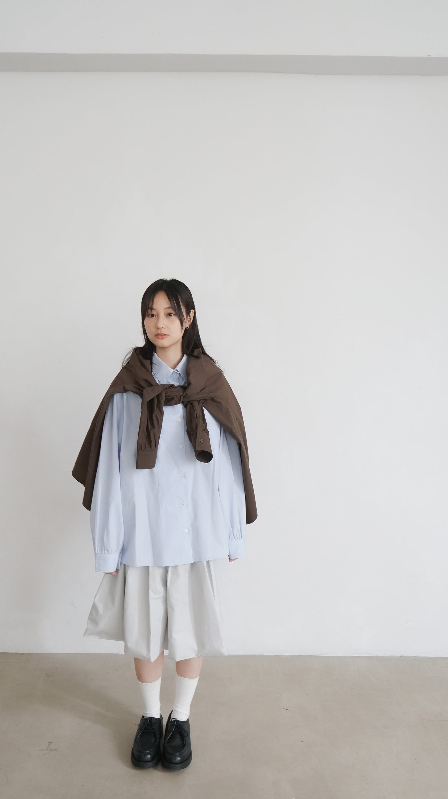 classic off shoulder oversized shirt in sora ( pre-order )