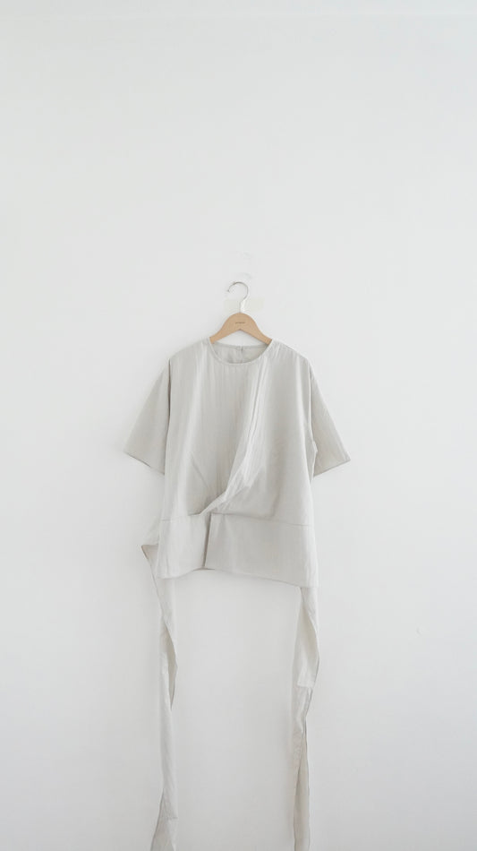 high-end ribbon tee in cloudy grey (pre-order)
