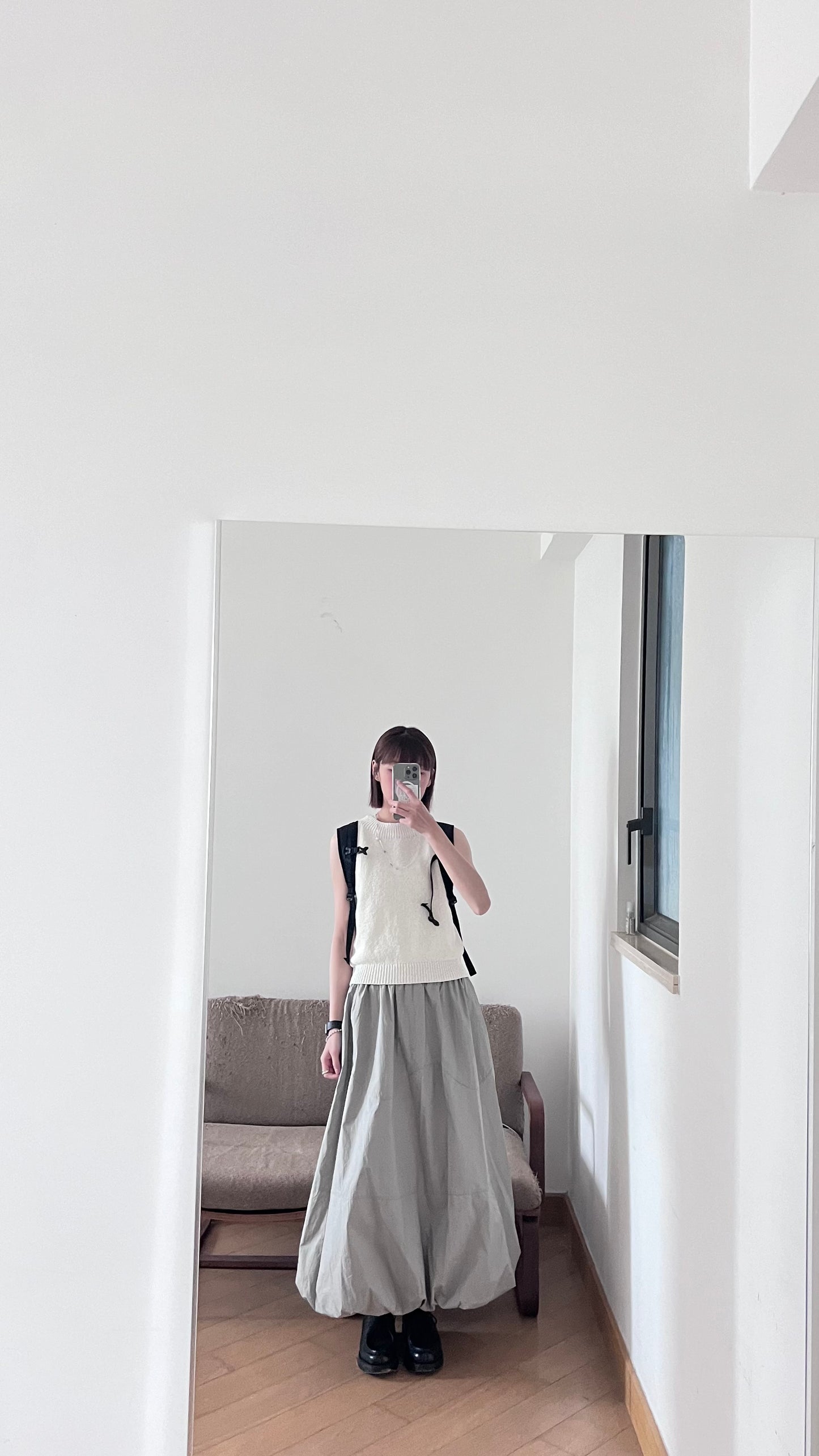wave hem balloon skirt in light grey (pre-order)