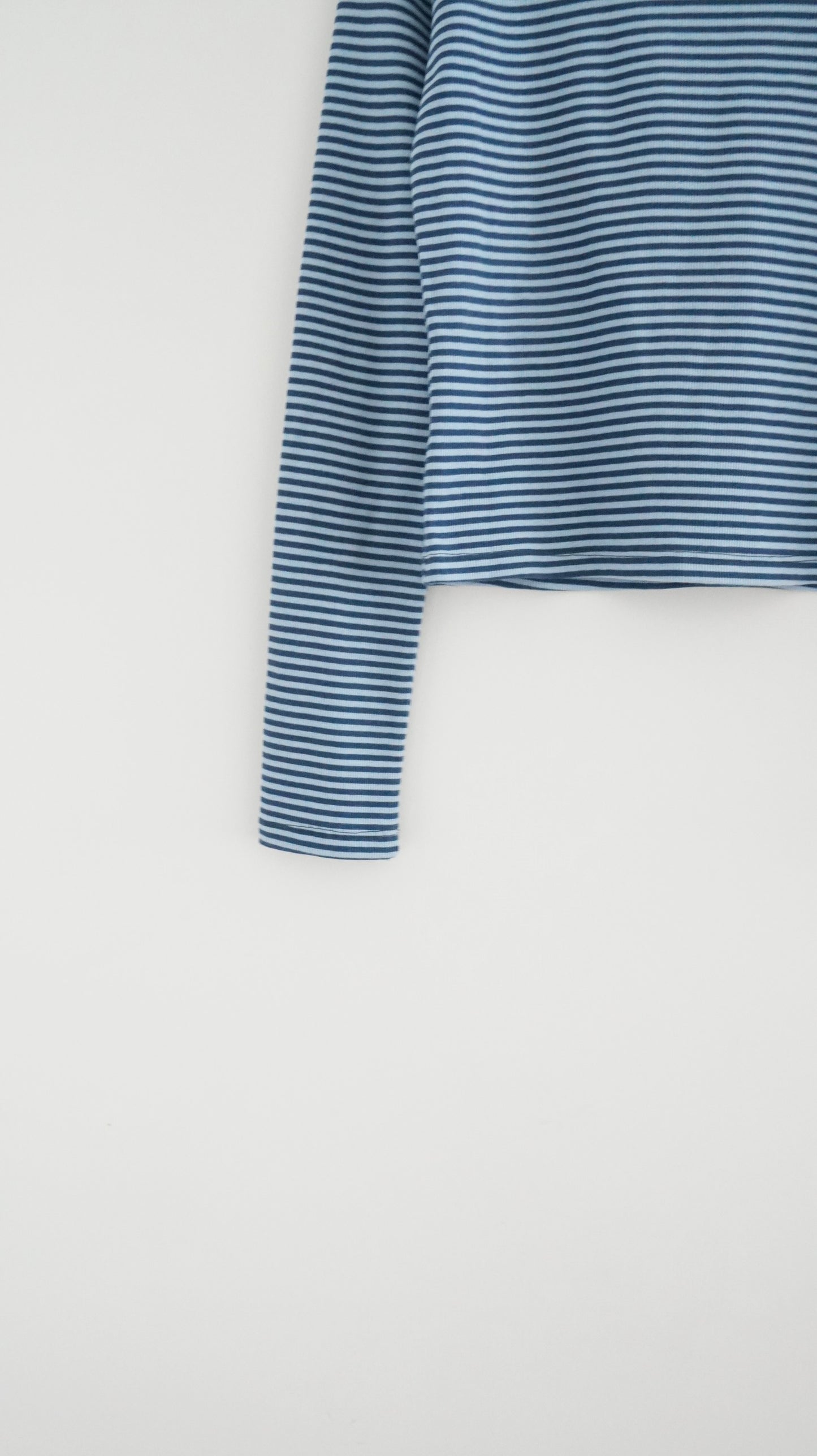 double-side striped tee in baby blue x classic blue (pre-order)