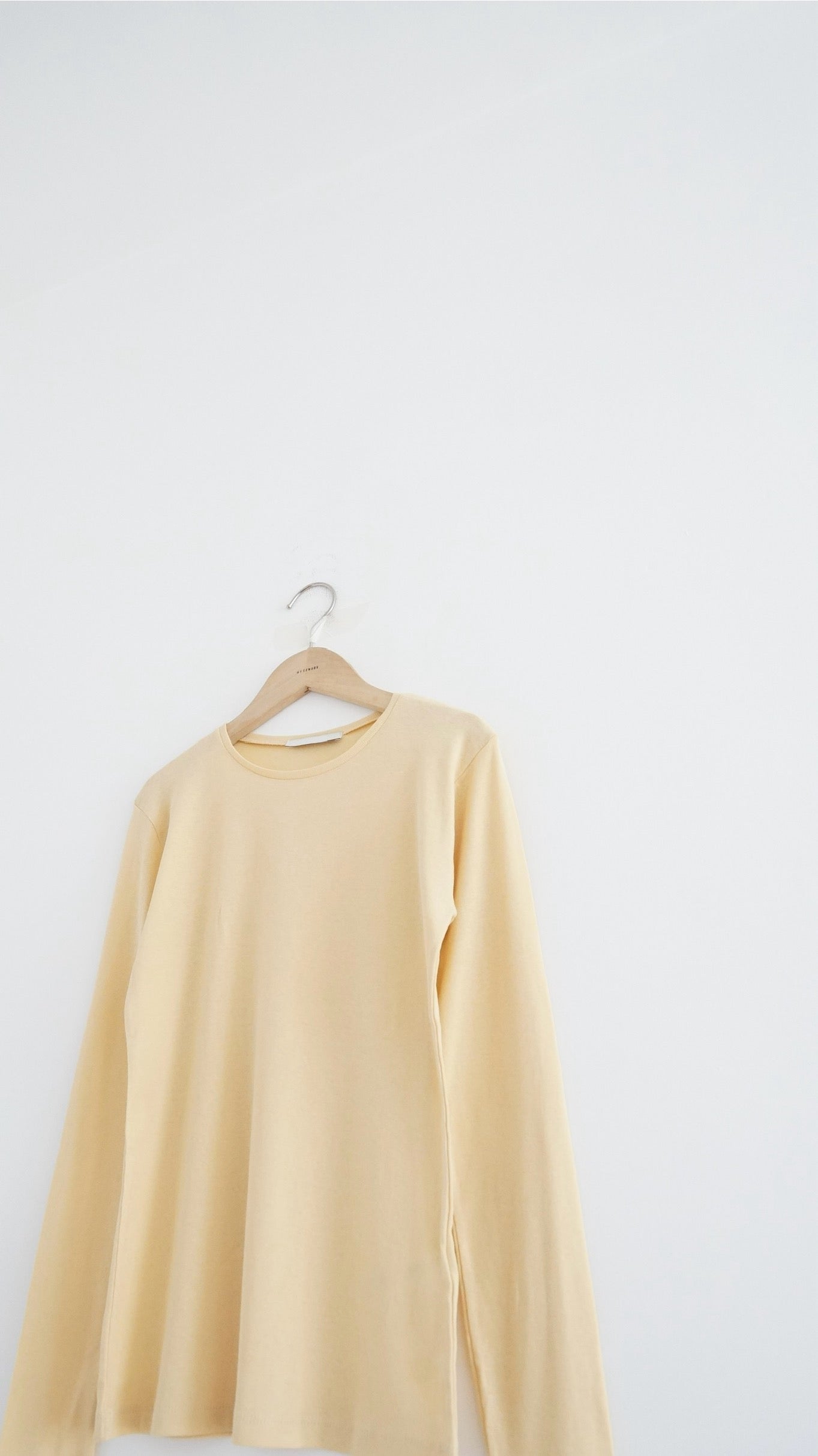 soft layering inner in pale lemon yellow  (pre-order)