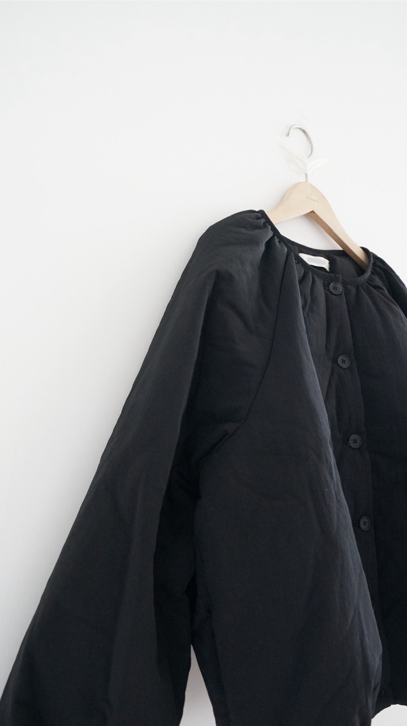 the cutest fluffy jacket in black (pre-order)