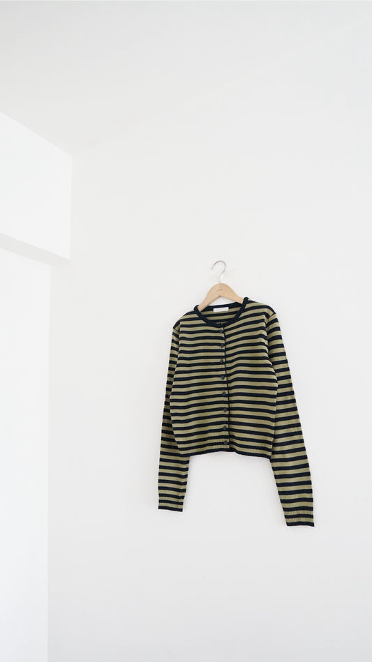 old soul cardigan in kronbergs green (pre-order)