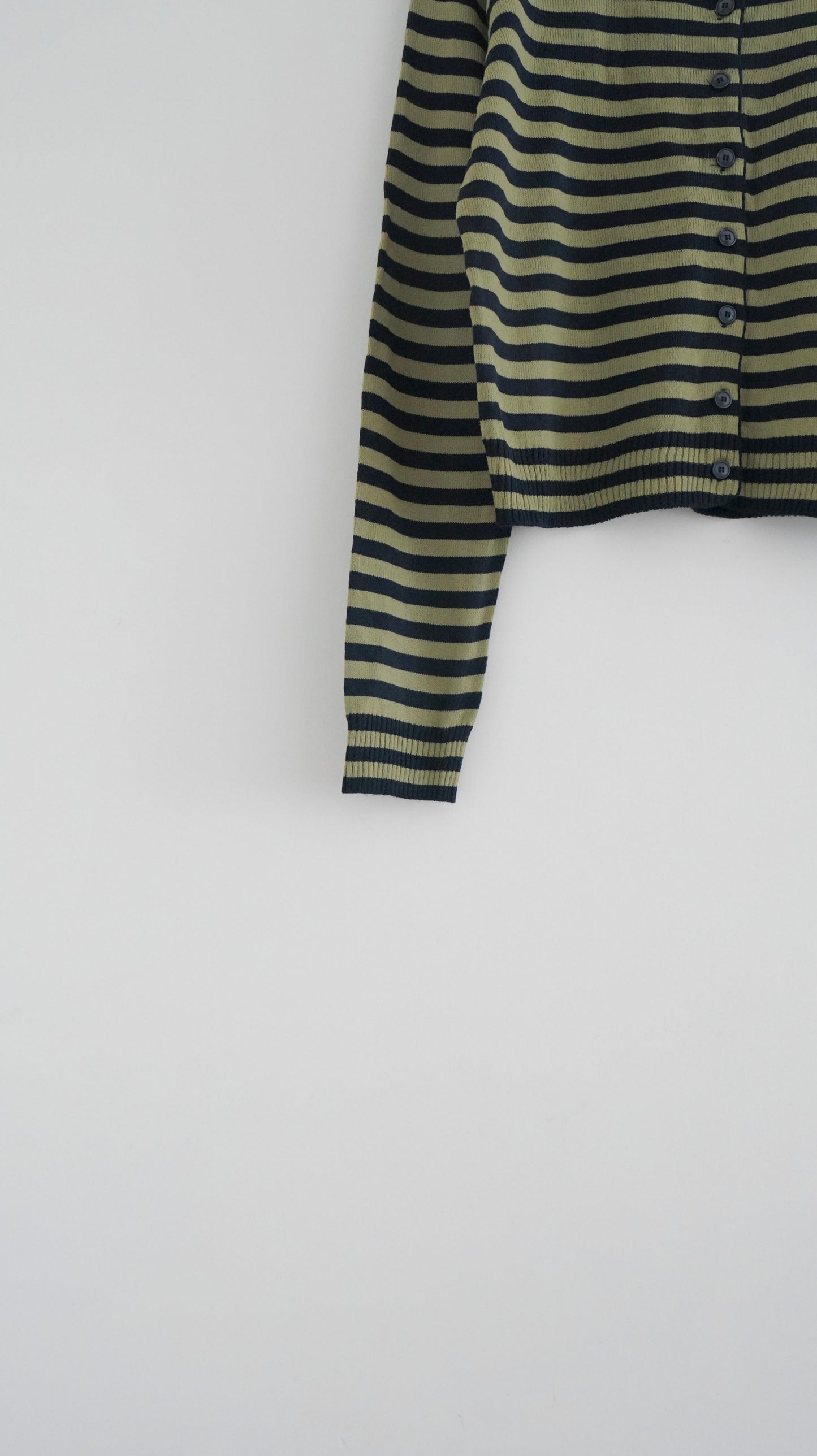 old soul cardigan in kronbergs green (pre-order)