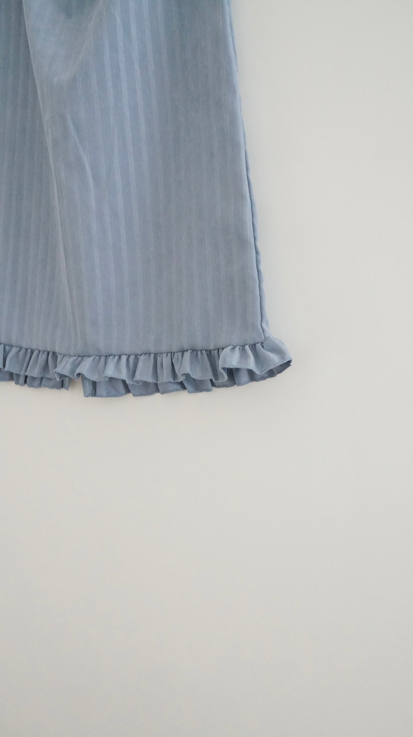 ruffles pleated knee-length striped skirt in baby-blue