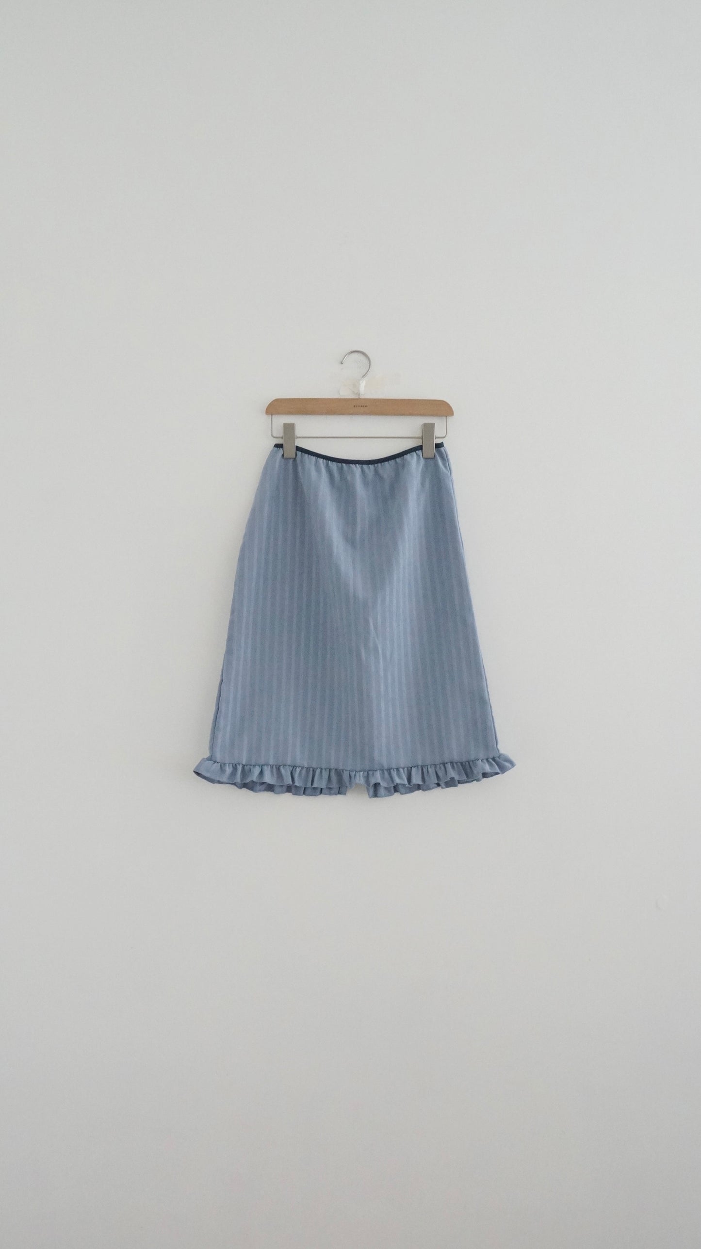 ruffles pleated knee-length striped skirt in baby-blue