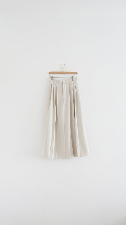 structured skirt-pants in ivory