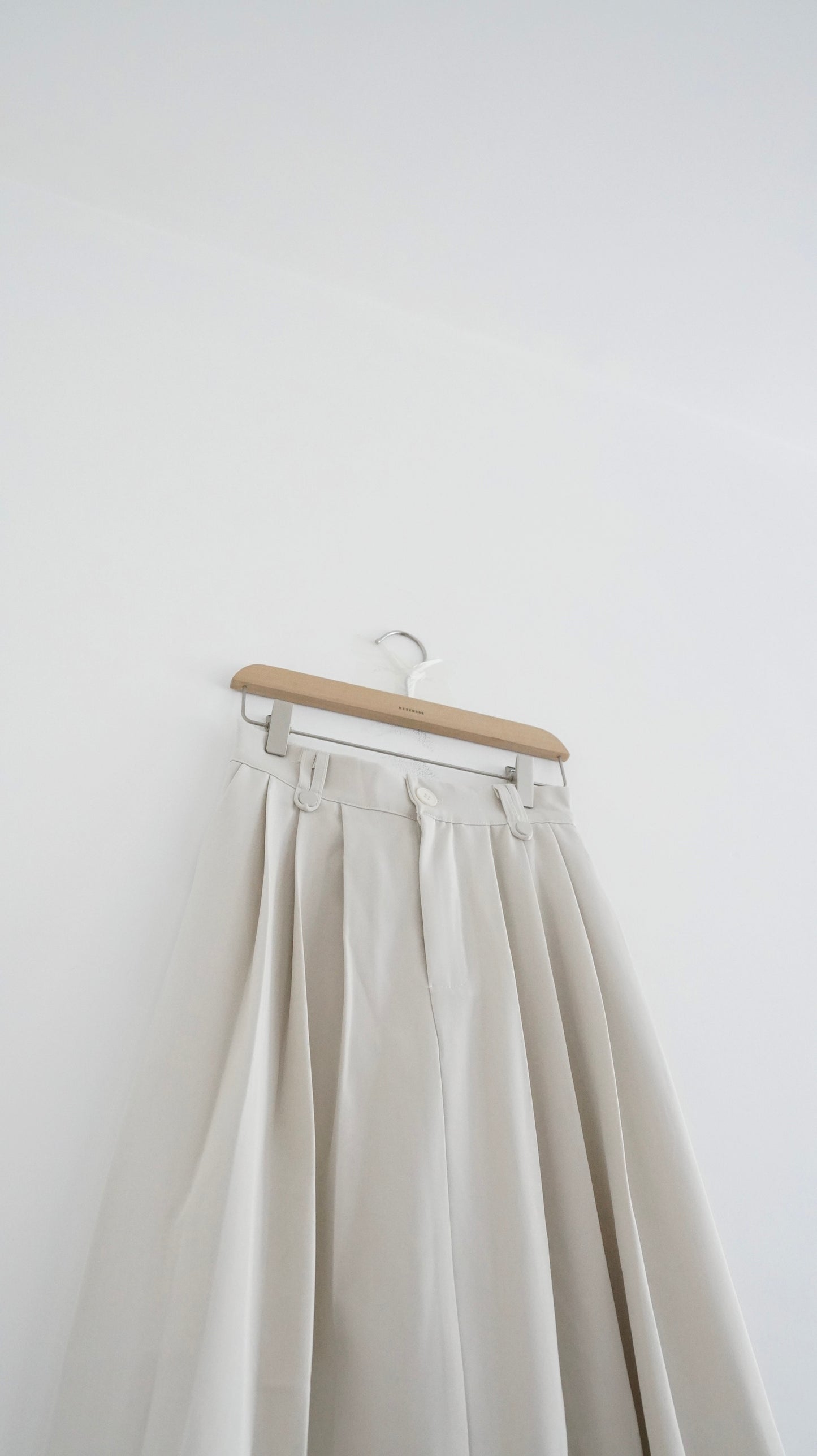 structured skirt-pants in ivory