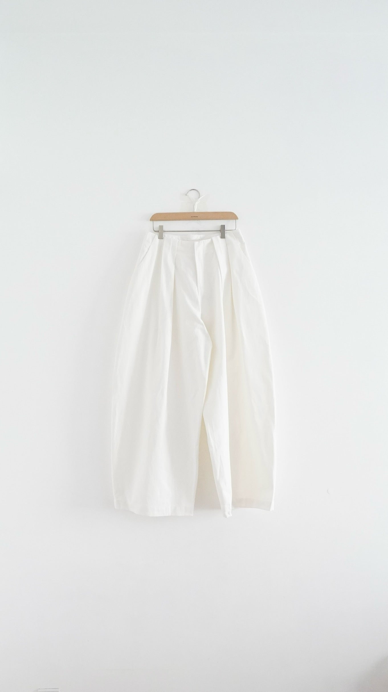 cocoon pleat trousers in white (pre-order)