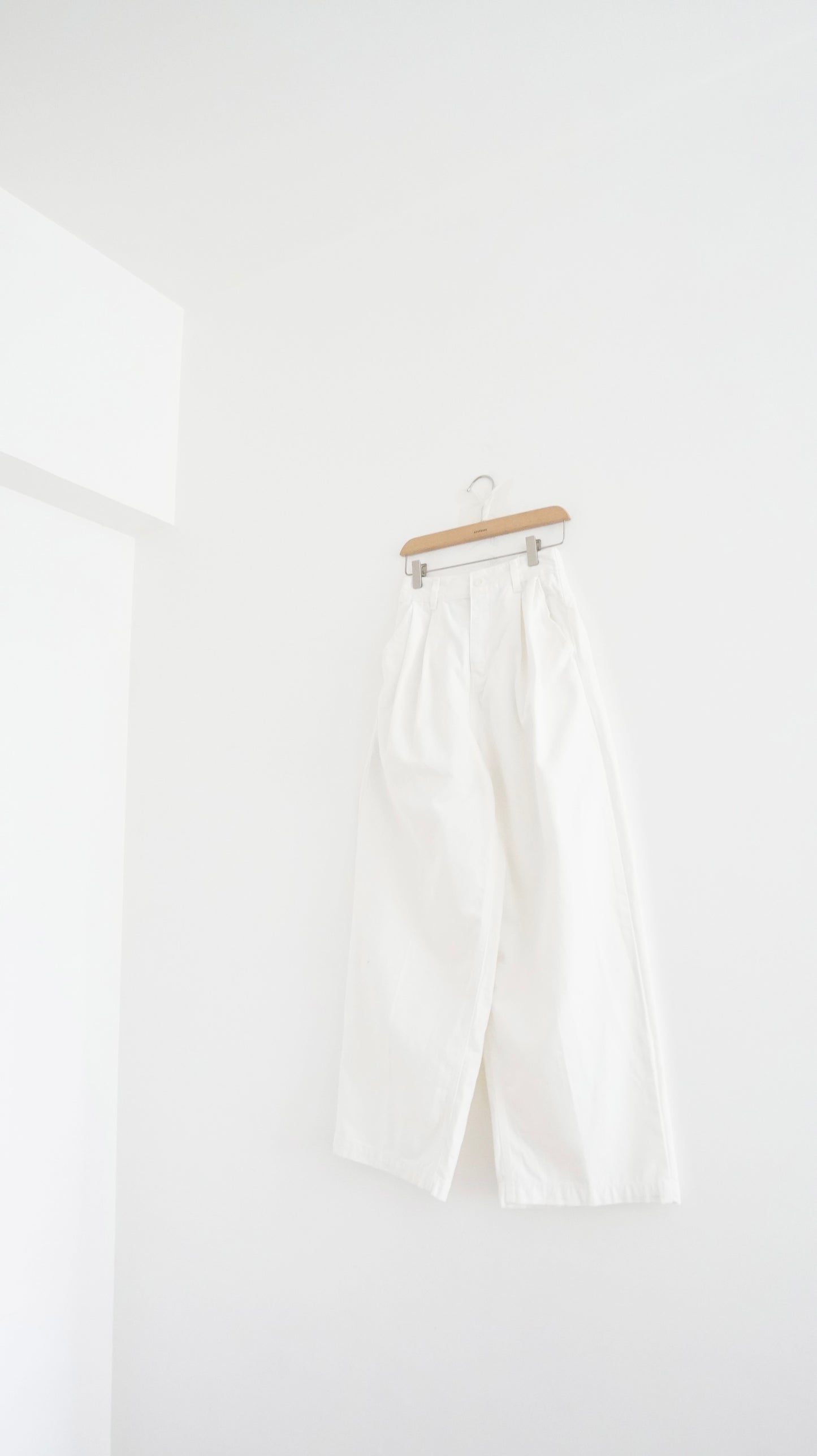 cocoon pleat trousers in white (pre-order)