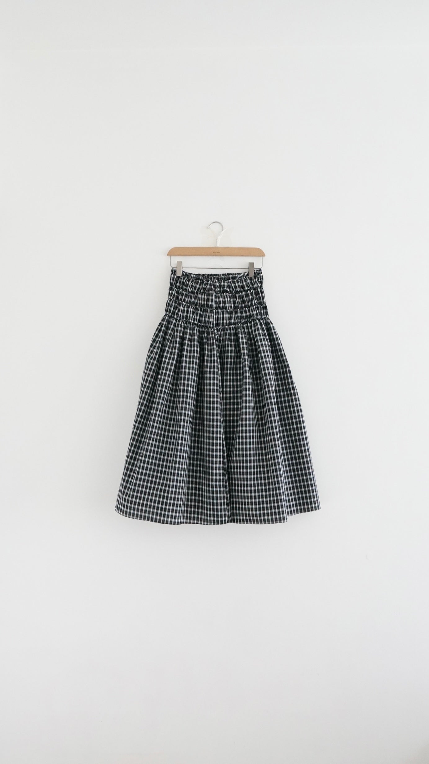 gathered check skirt in black (pre-order)