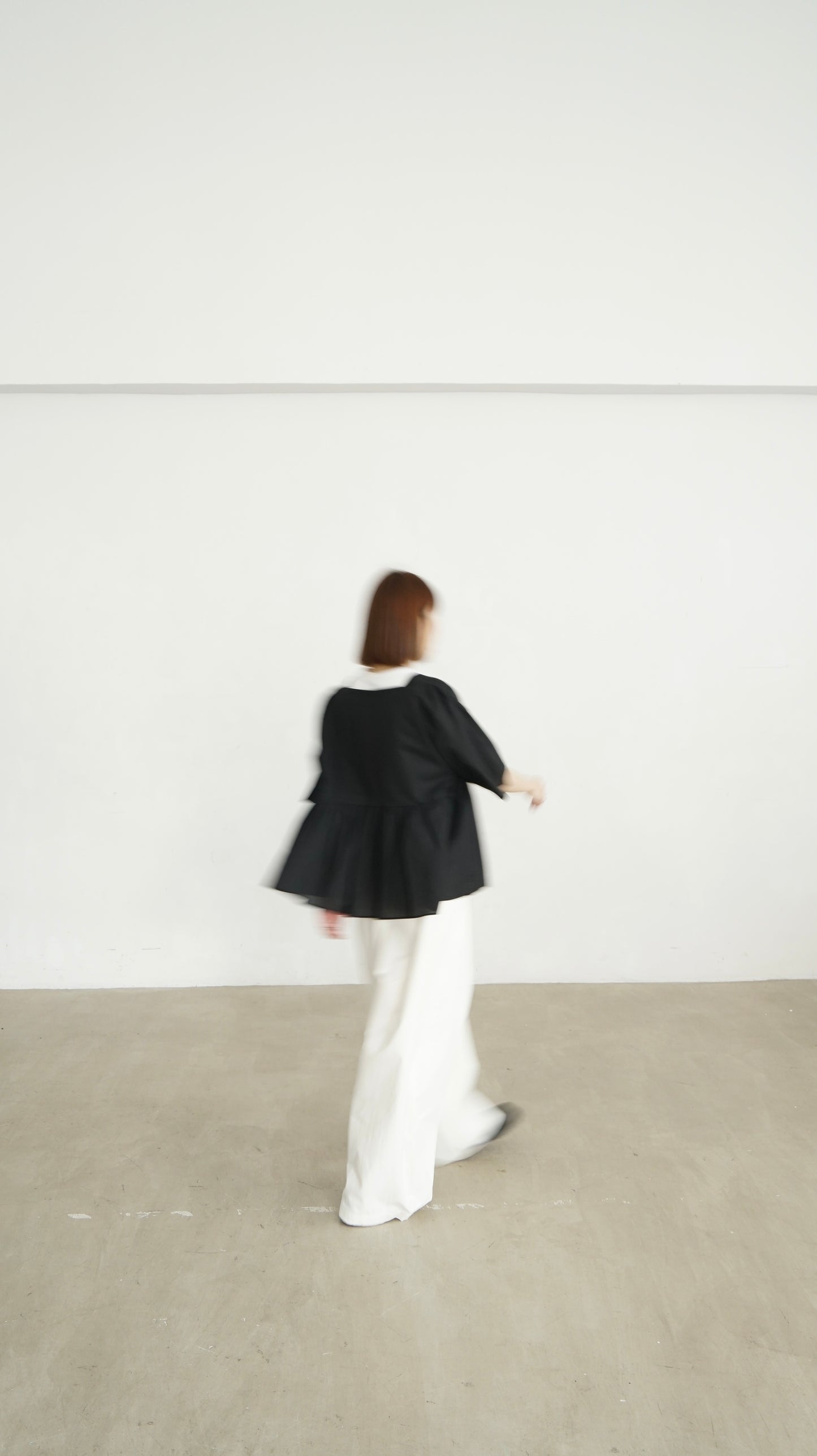 square grace blouse in black (pre-order)