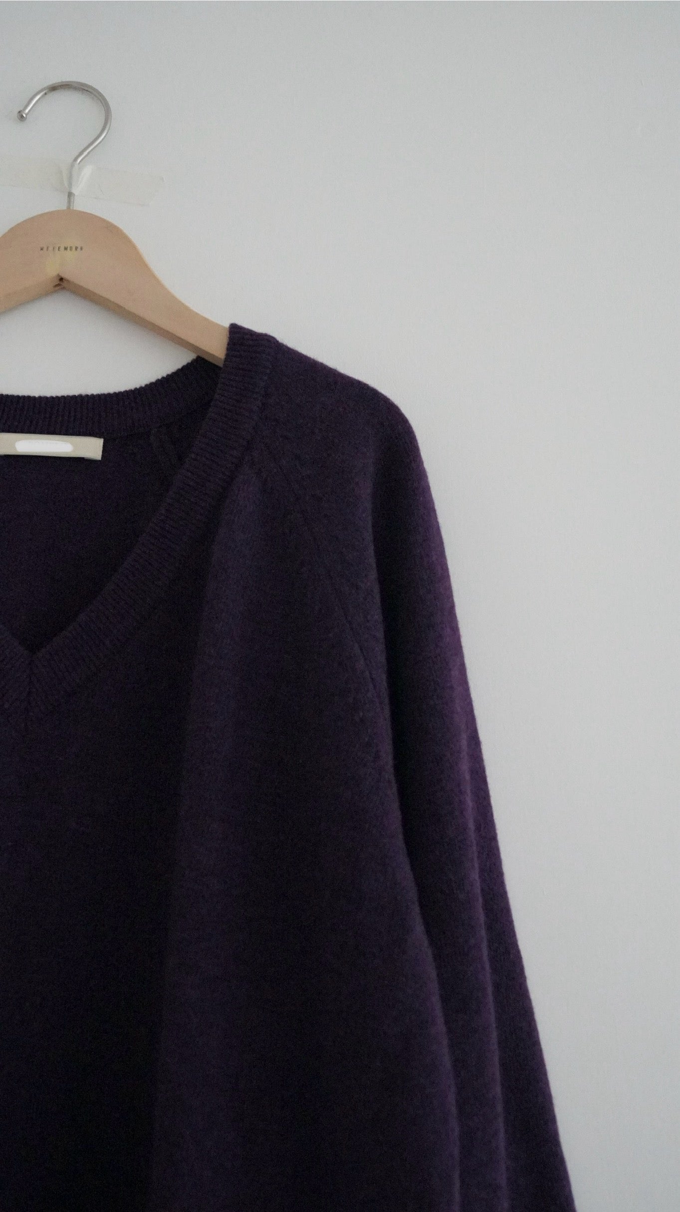 v-neck wool top in purple (pre-order)