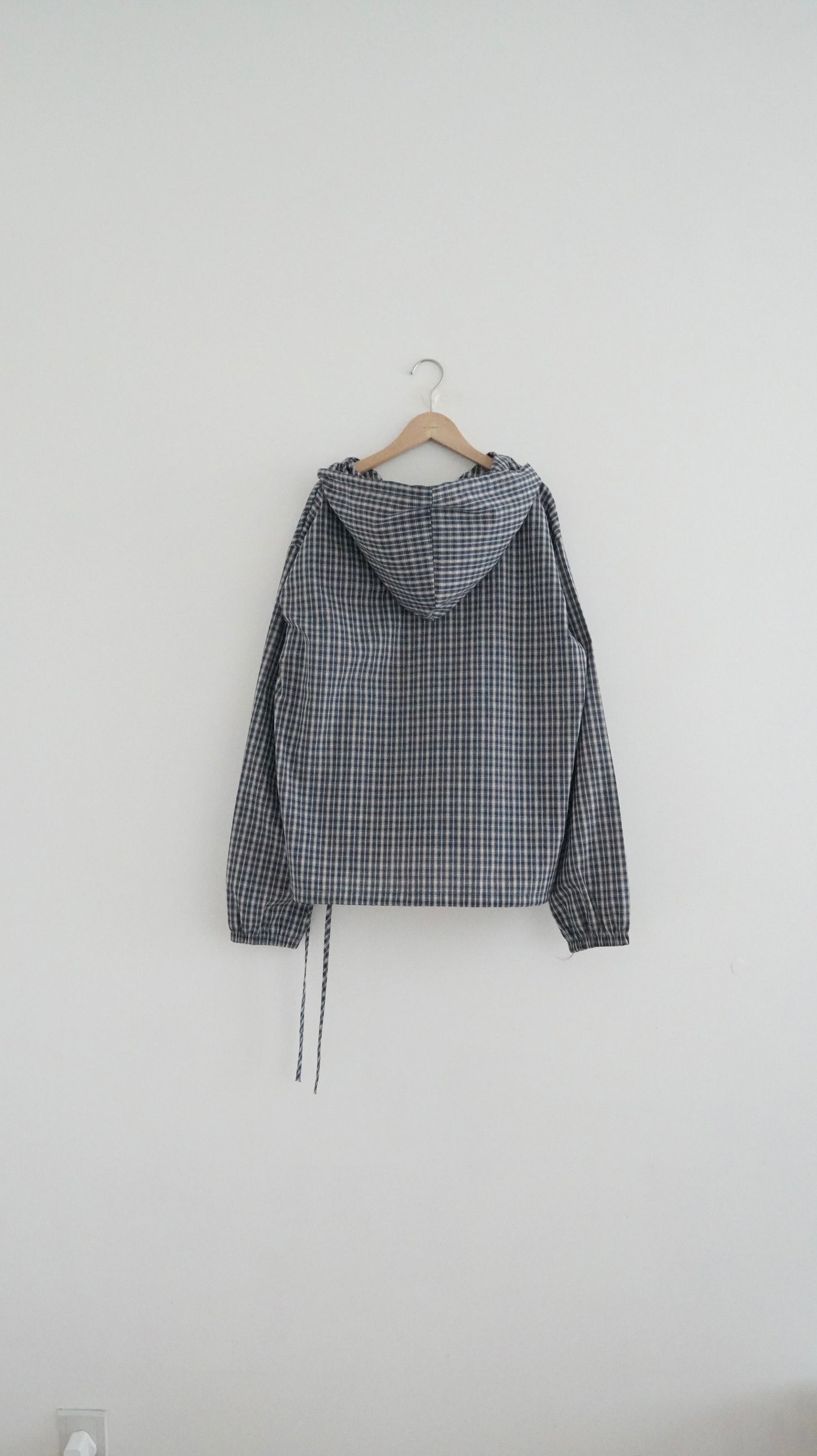 checked hoodies shirt in navy (pre-order)