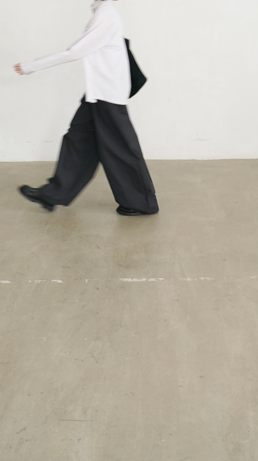 cocoon pleat trousers in charcoal (pre-order)