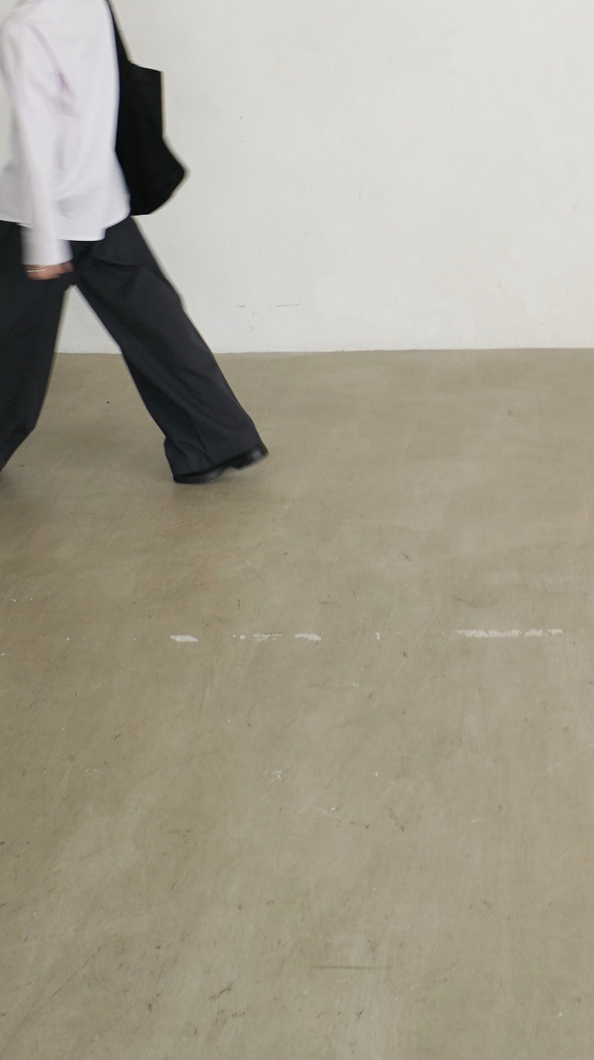 cocoon pleat trousers in charcoal (pre-order)