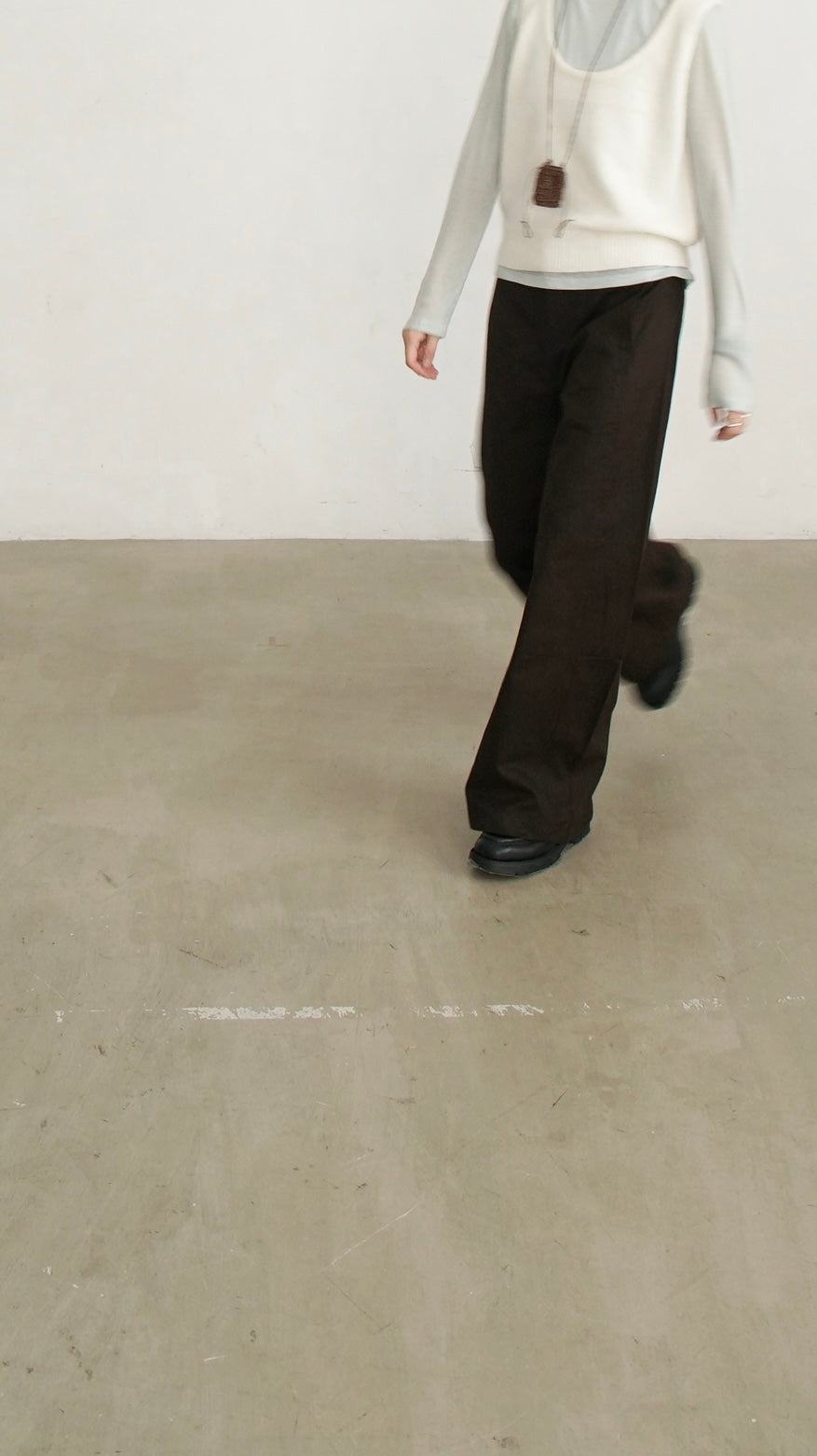 sculpted cocoon pants in brown (pre-order) （✨FPS PAYMENT)