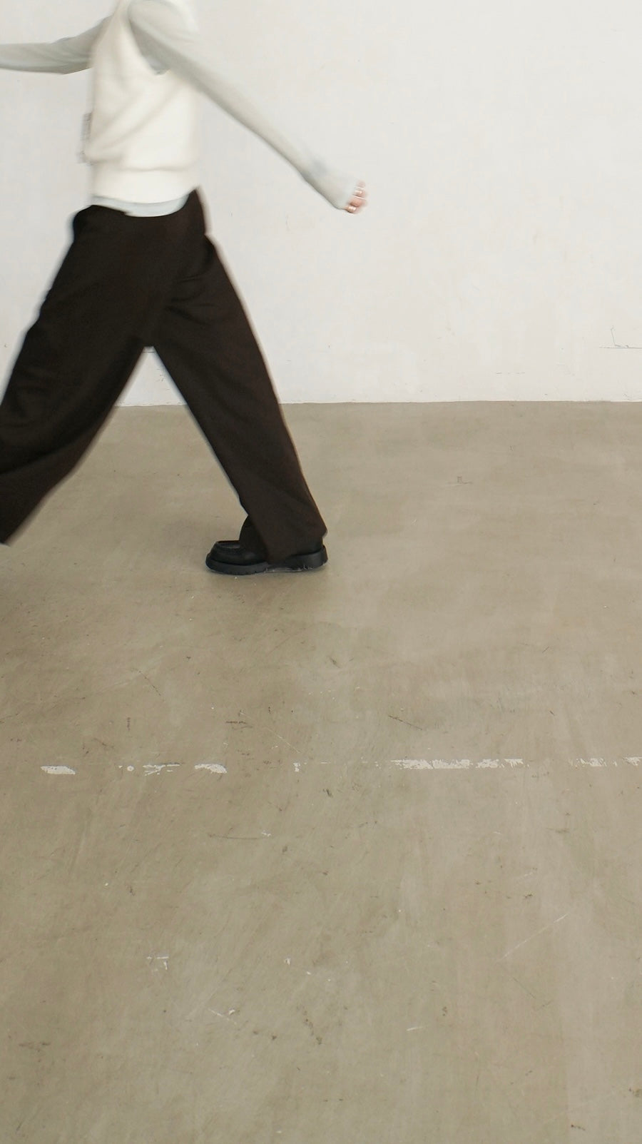 sculpted cocoon pants in brown (pre-order) （✨FPS PAYMENT)