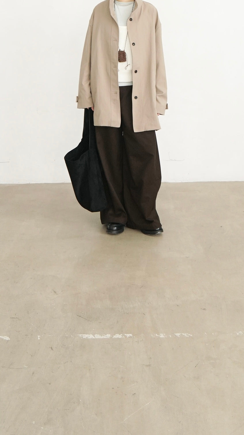 tailored collar coat in beige (pre-order)