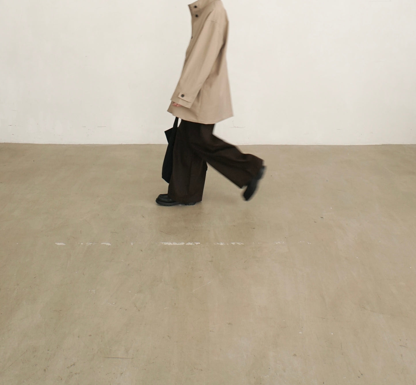 tailored collar coat in beige (pre-order)