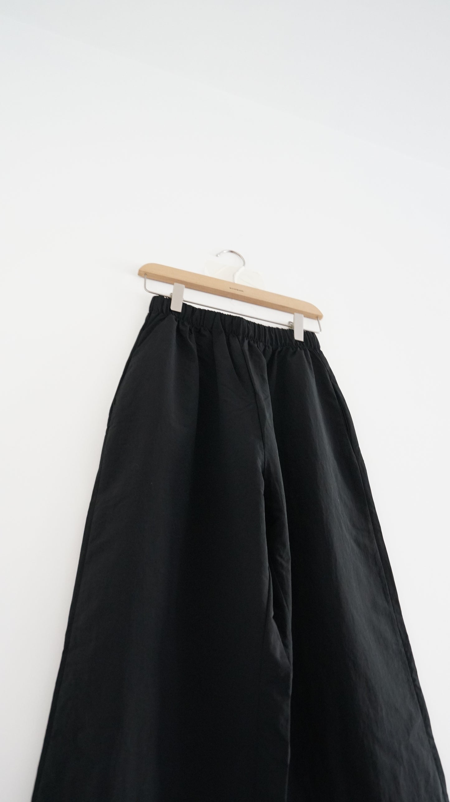 light cloudy pants in black (pre-order)