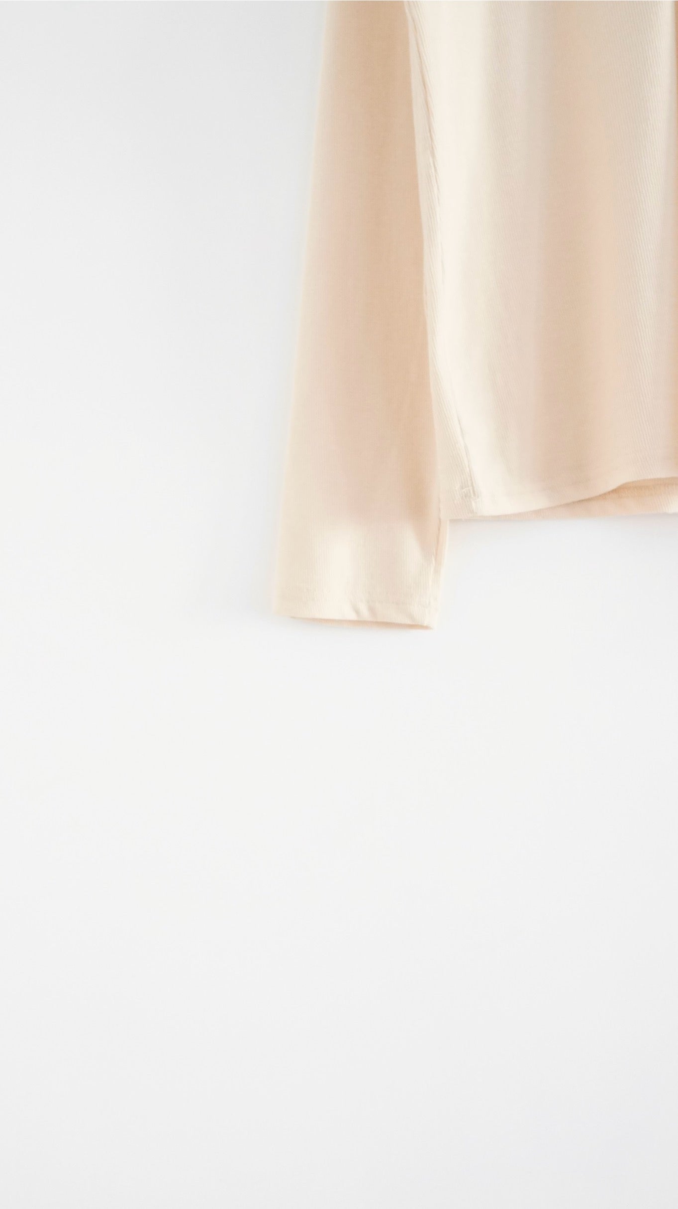 noa sheer basic tee in pale lemon yellow