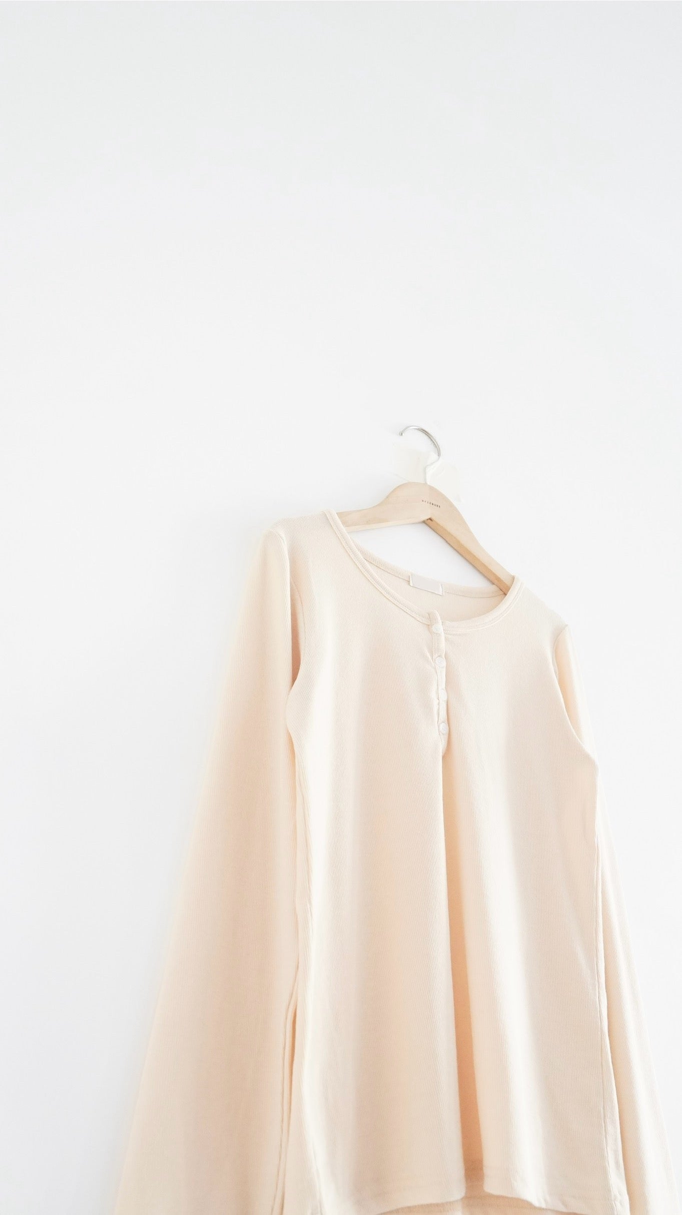 noa sheer basic tee in pale lemon yellow