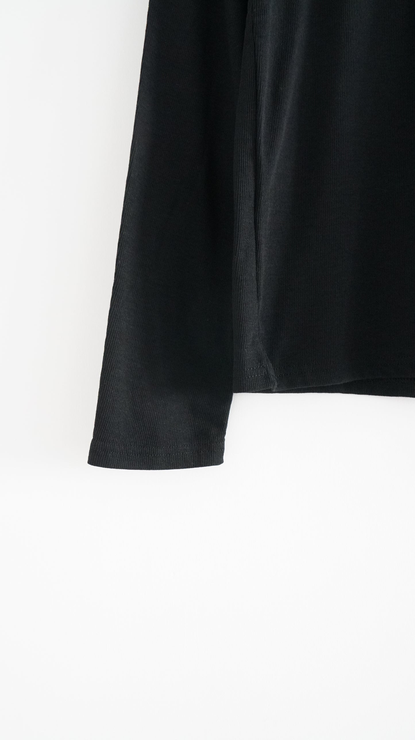 noa sheer basic tee in black (pre-order)