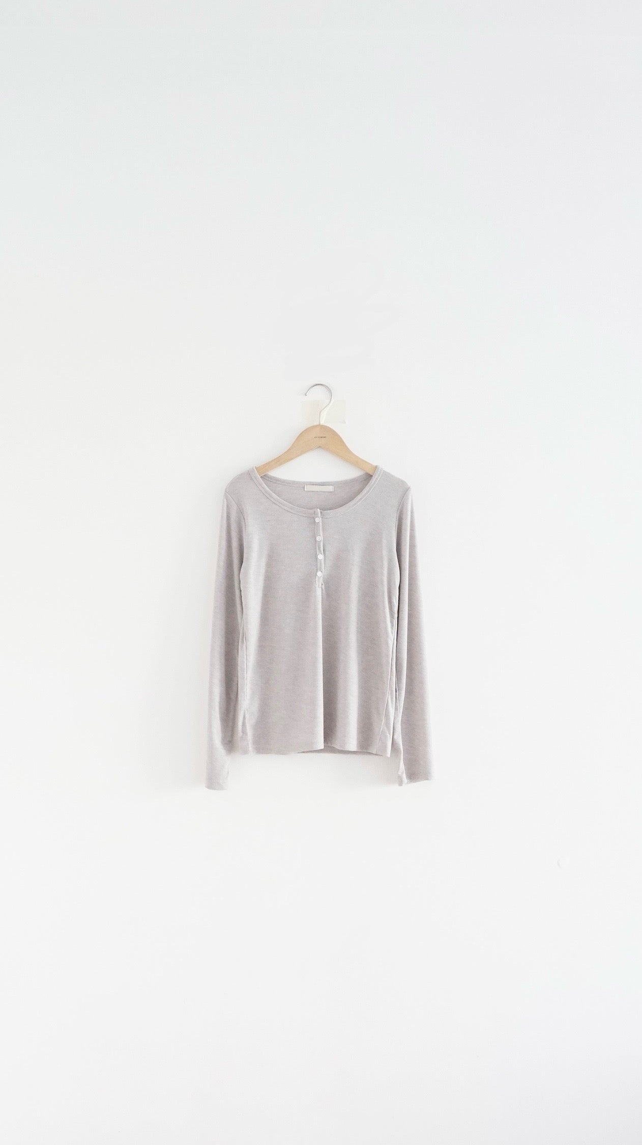 noa sheer basic tee in grey (pre-order)
