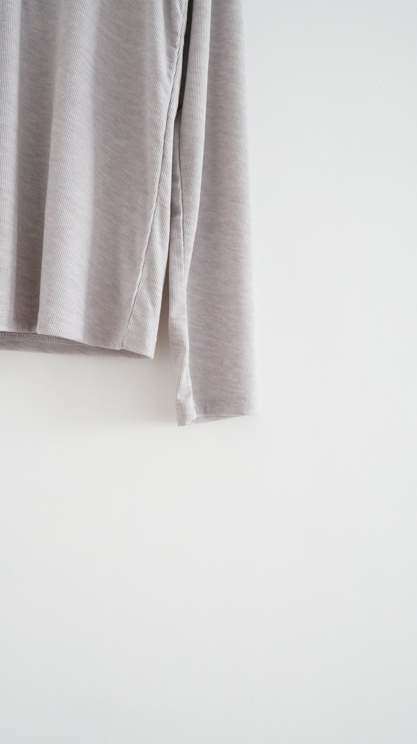 noa sheer basic tee in grey (pre-order)