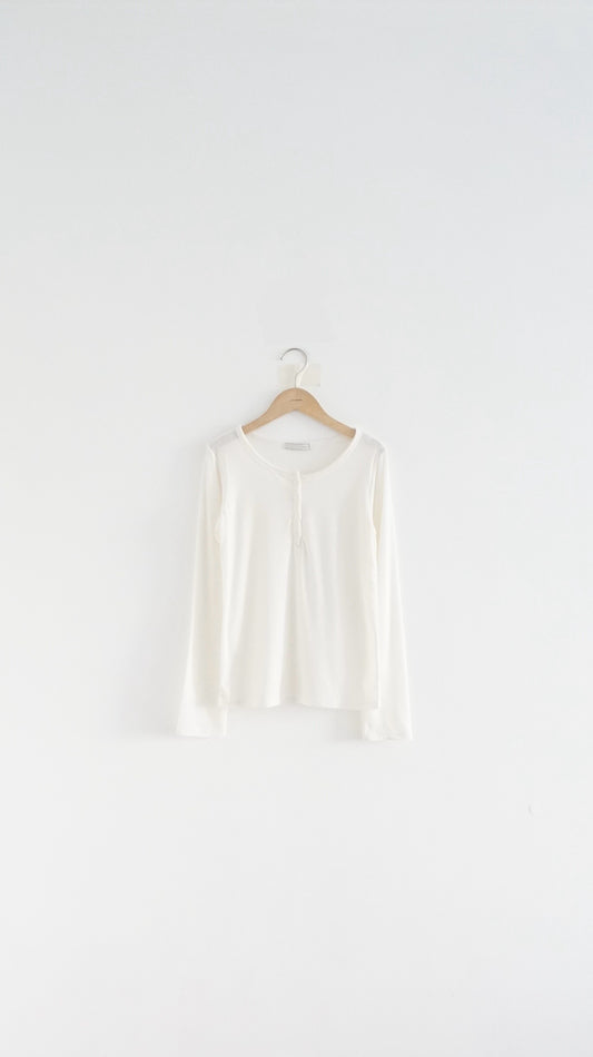 noa sheer basic tee in white (pre-order)