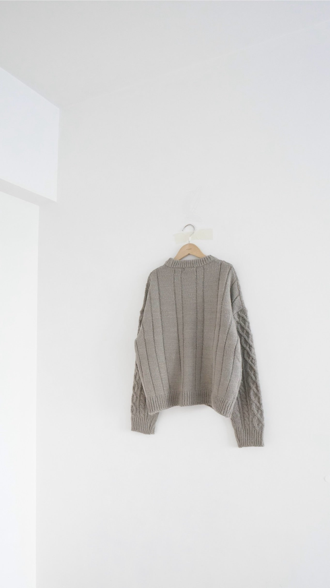 argyle texture sweater in grey (pre-order)