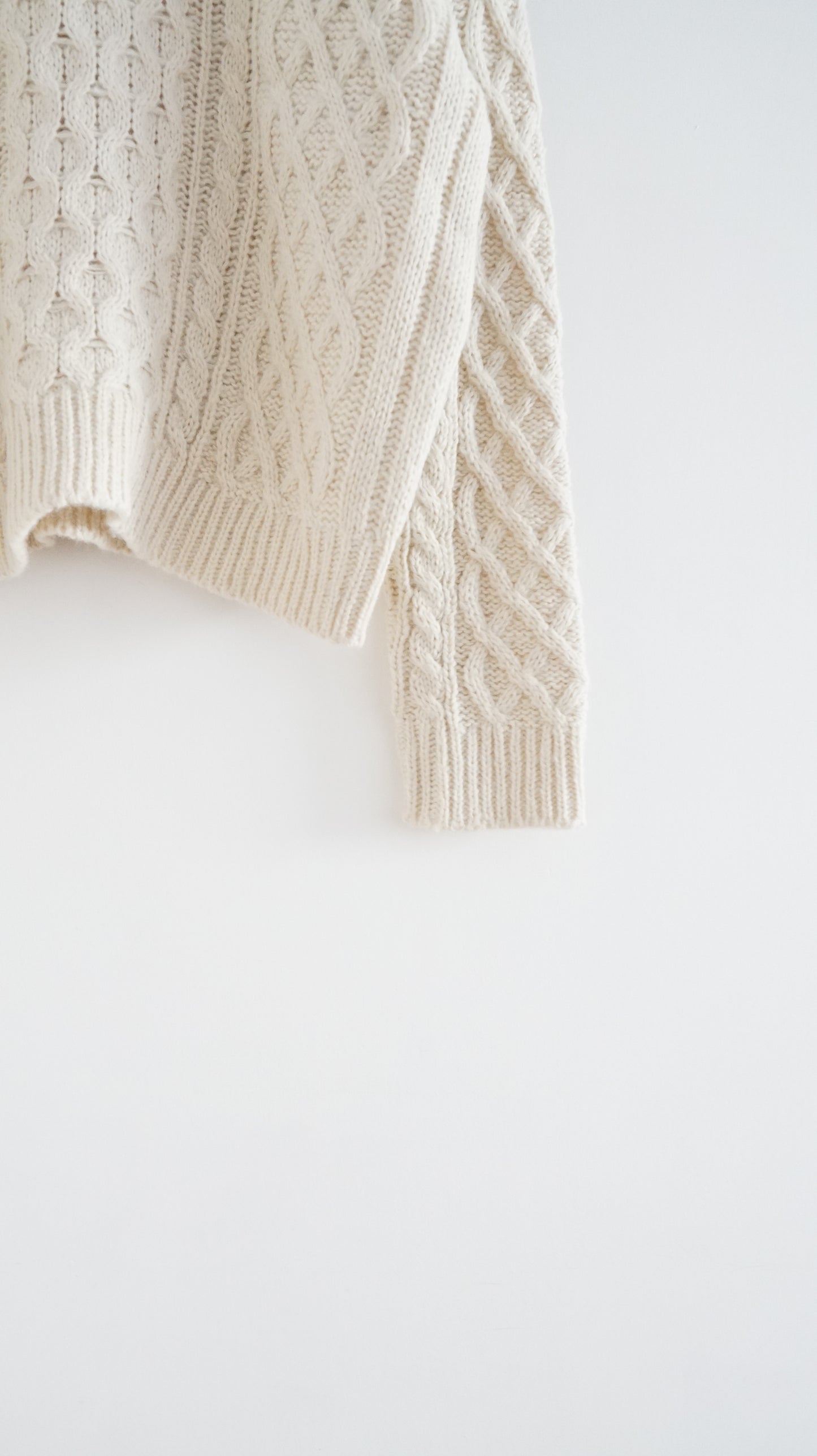 argyle texture sweater in ivory (pre-order)