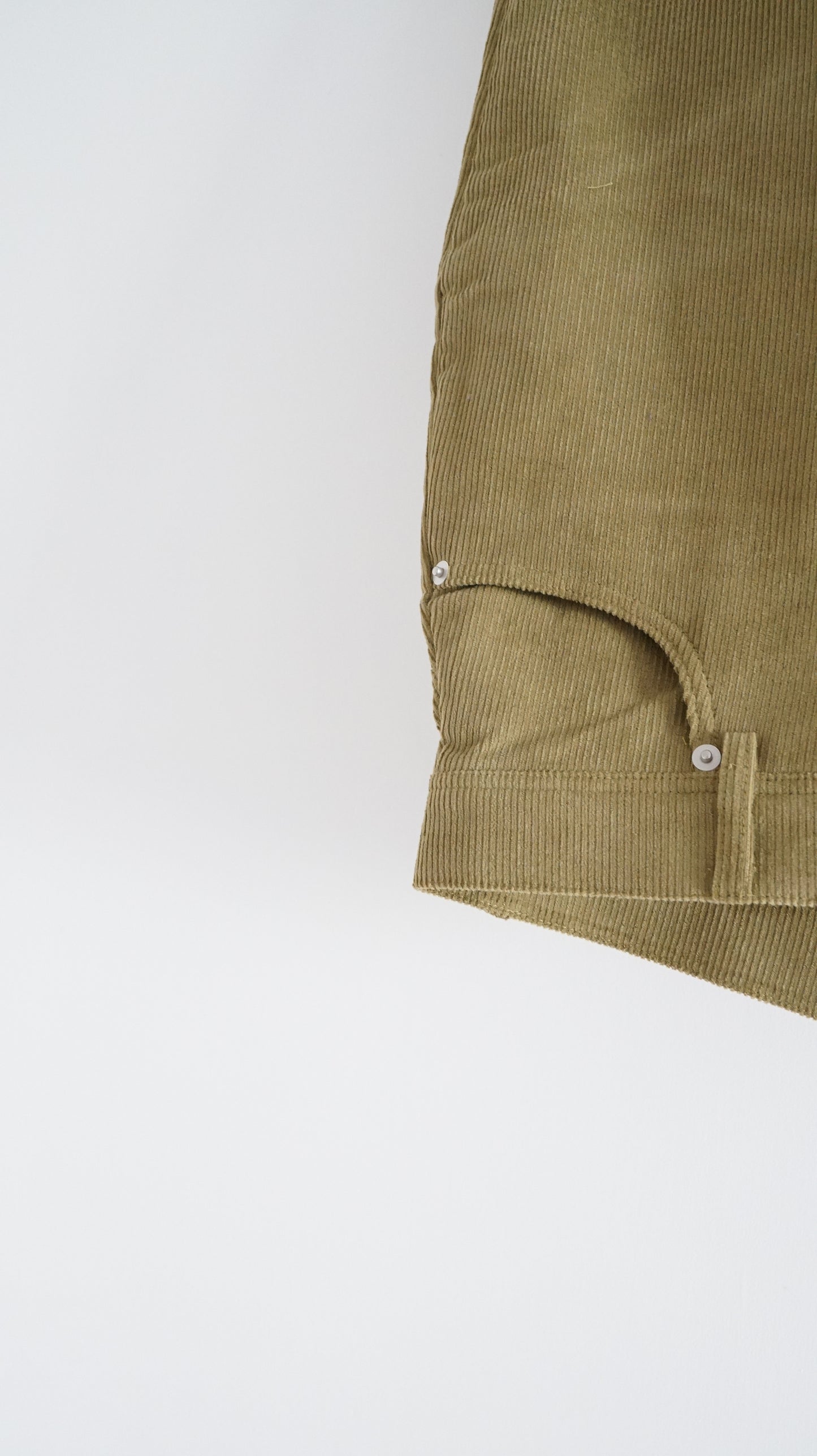 tess fine corduroy trousers in kronbergs green