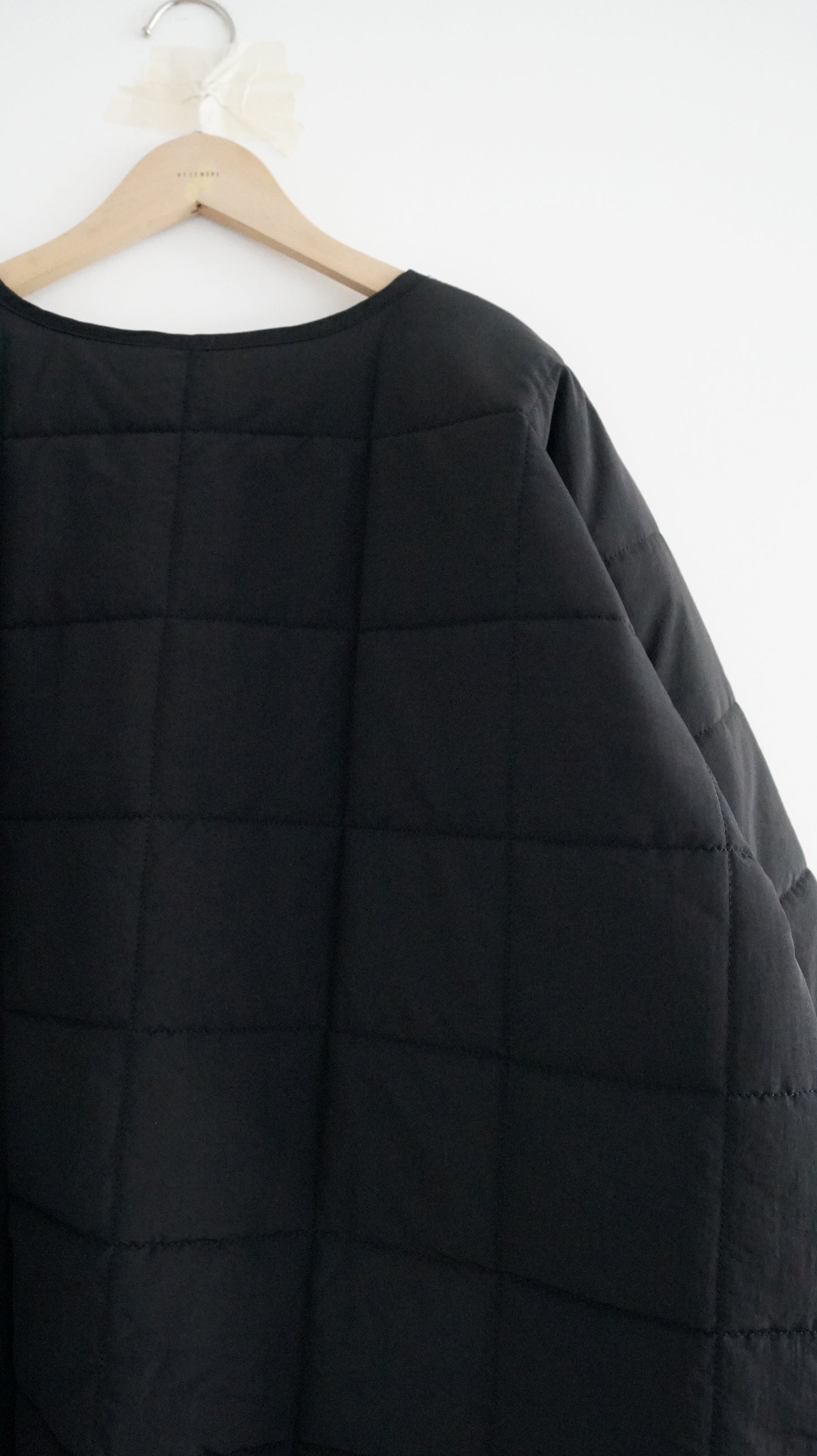 bubble padded coat in black (pre-order)
