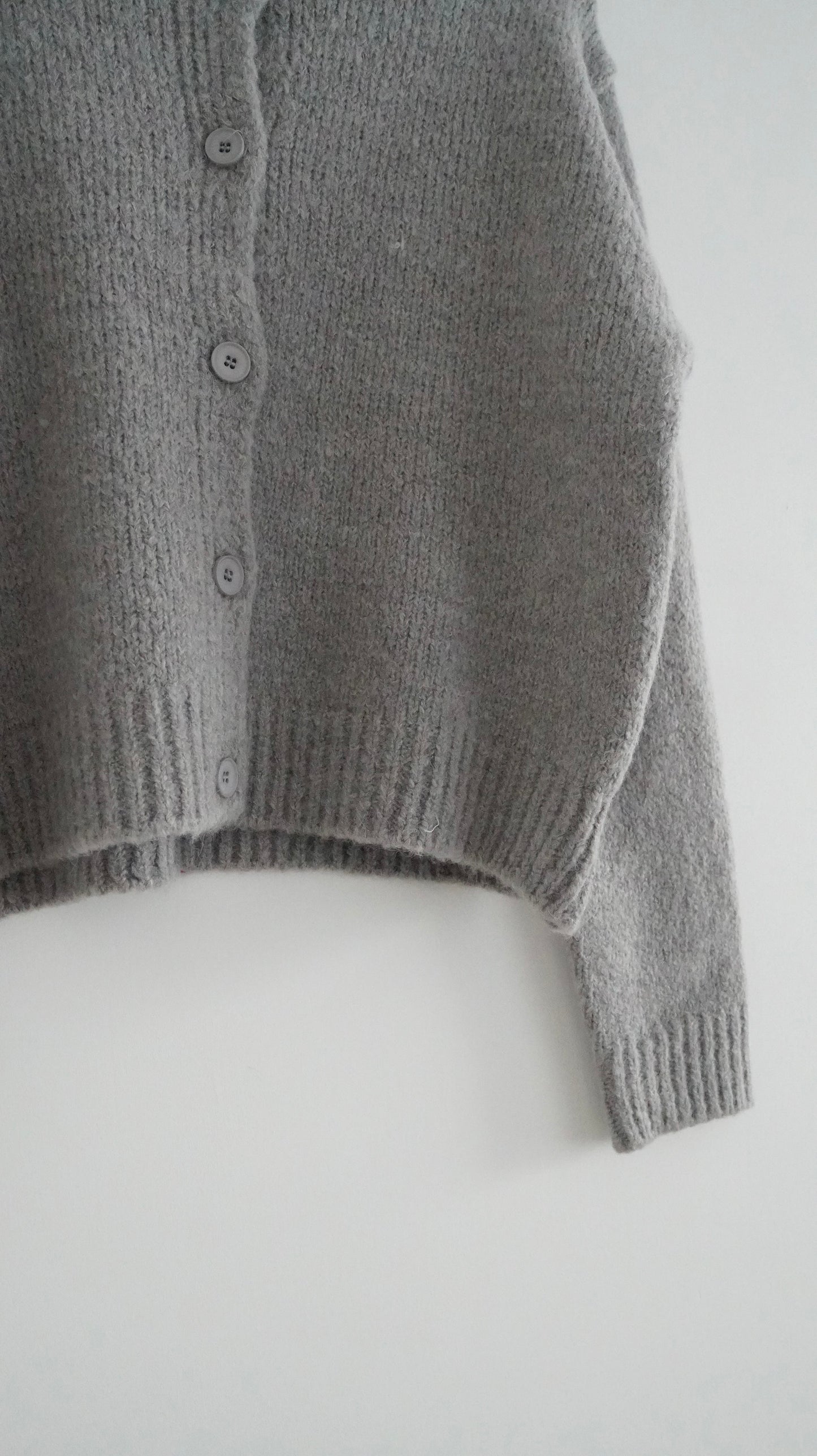 knitted shirt jacket in grey (pre-order)