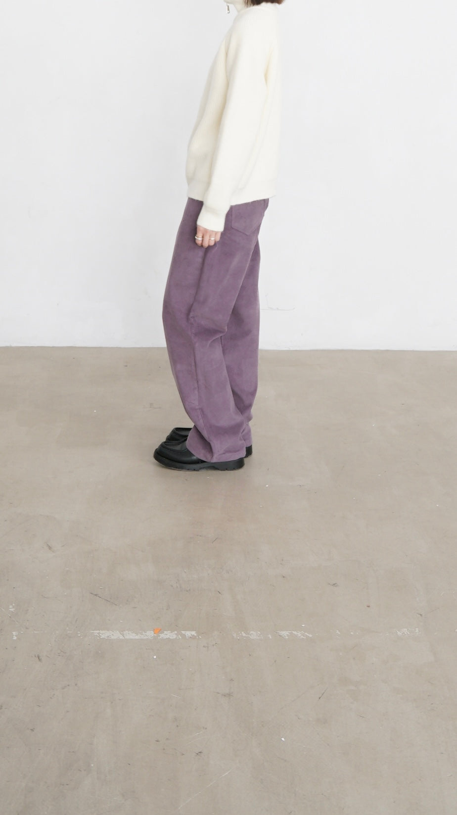 tess fine corduroy trousers in pink lavender