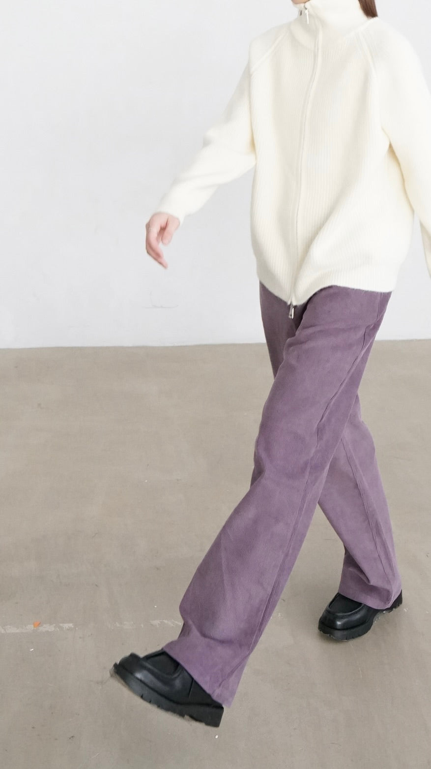 tess fine corduroy trousers in pink lavender
