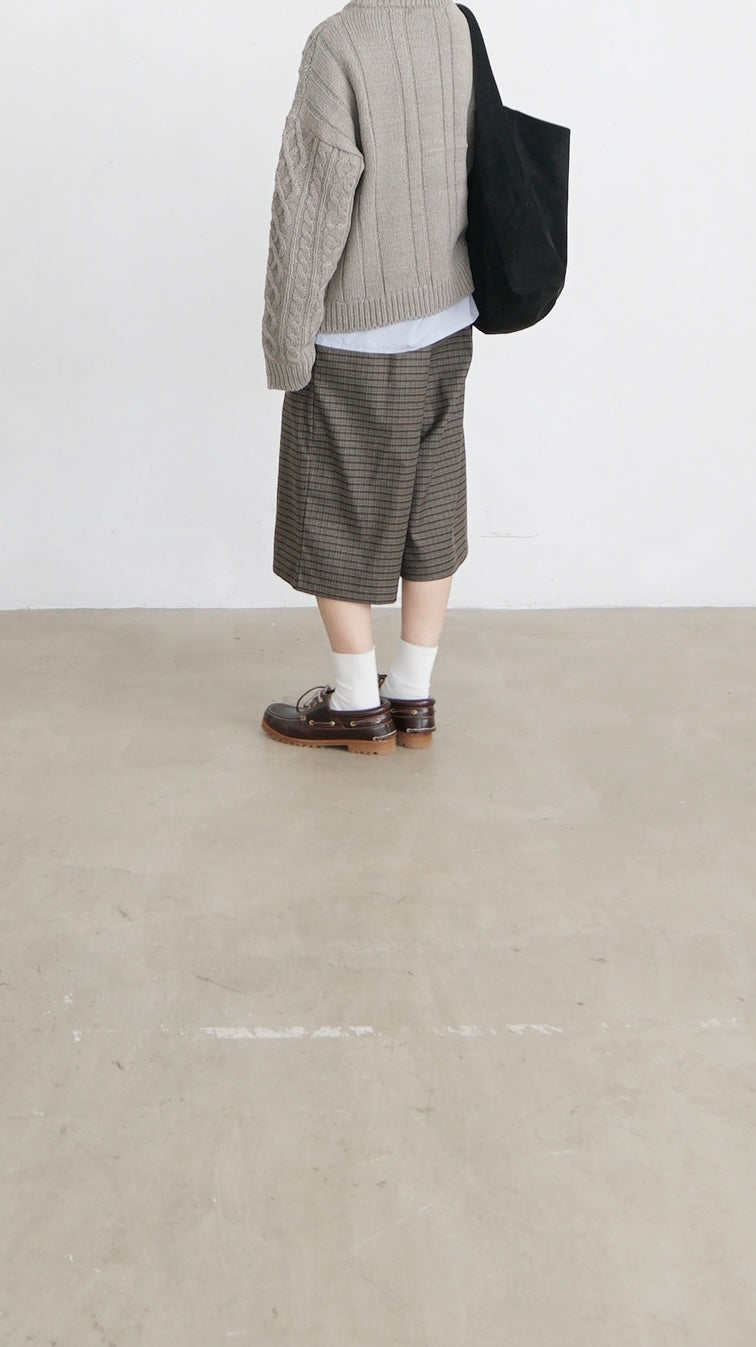 argyle texture sweater in grey (pre-order)