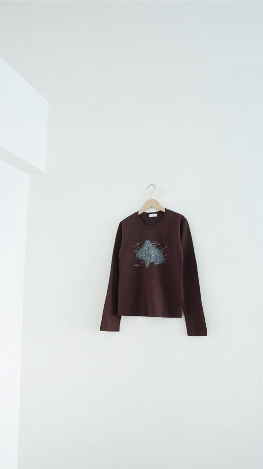 the orion print tee in brown (pre-order)