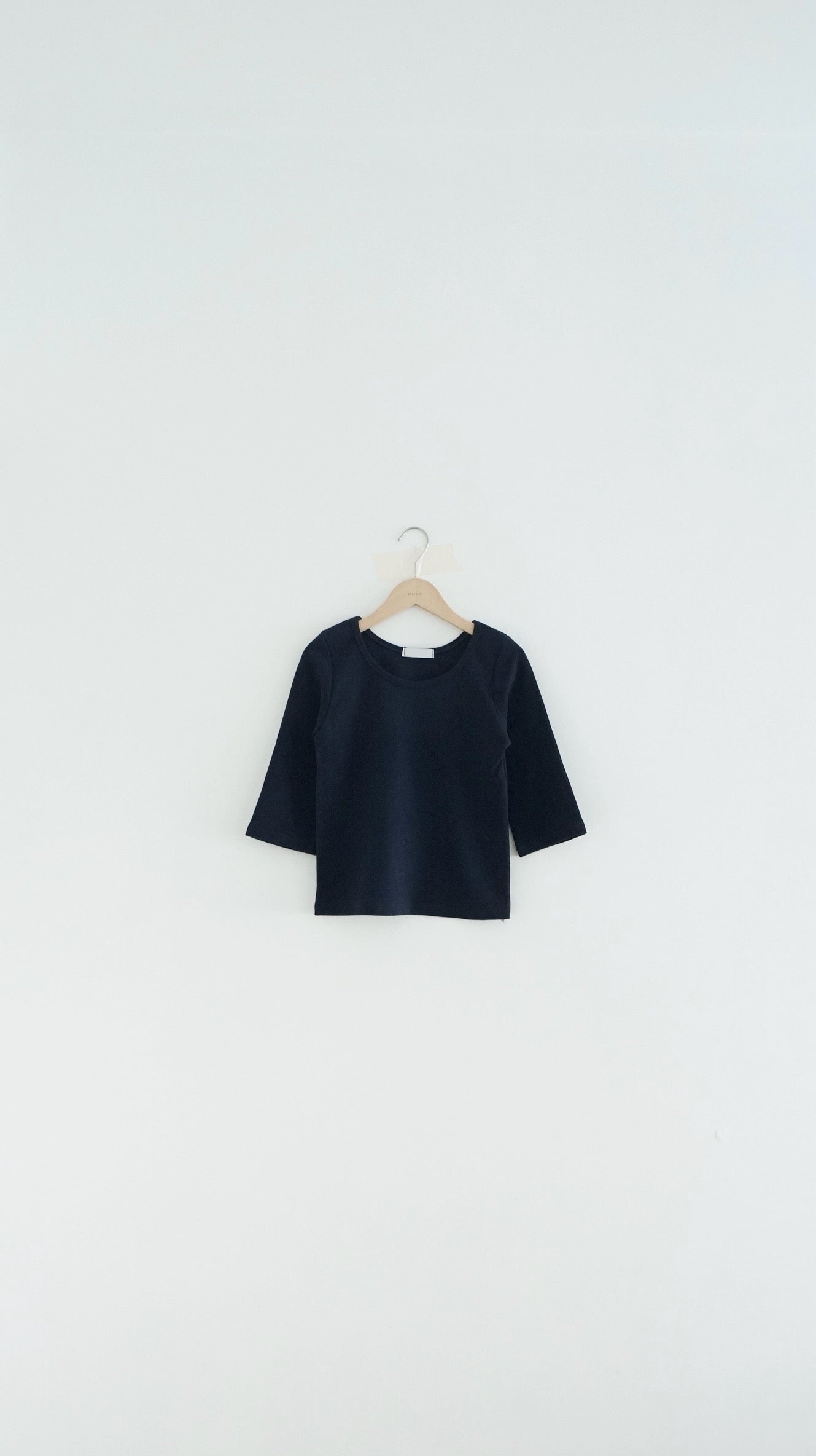 the kaia clean tee in navy (pre-order)