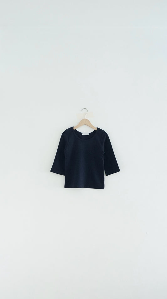 the kaia clean tee in navy (pre-order)