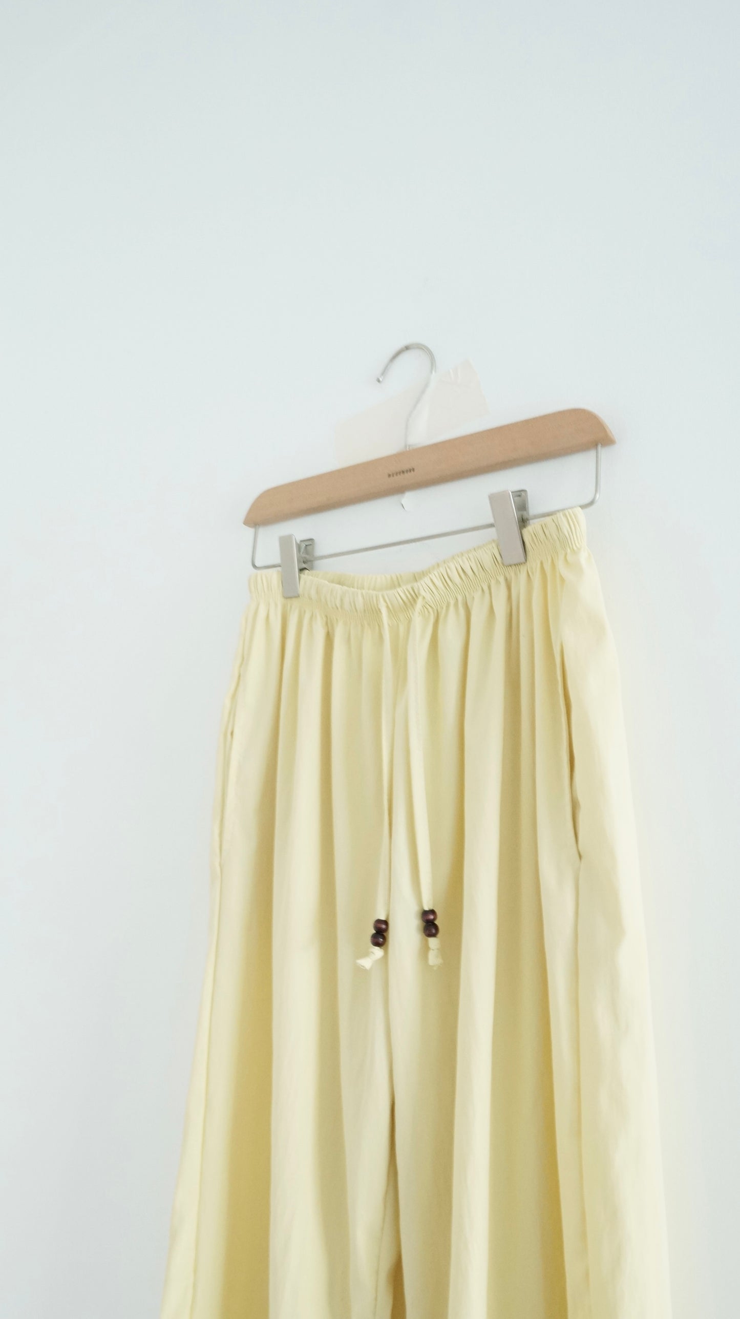 nomi color street pants in yellow