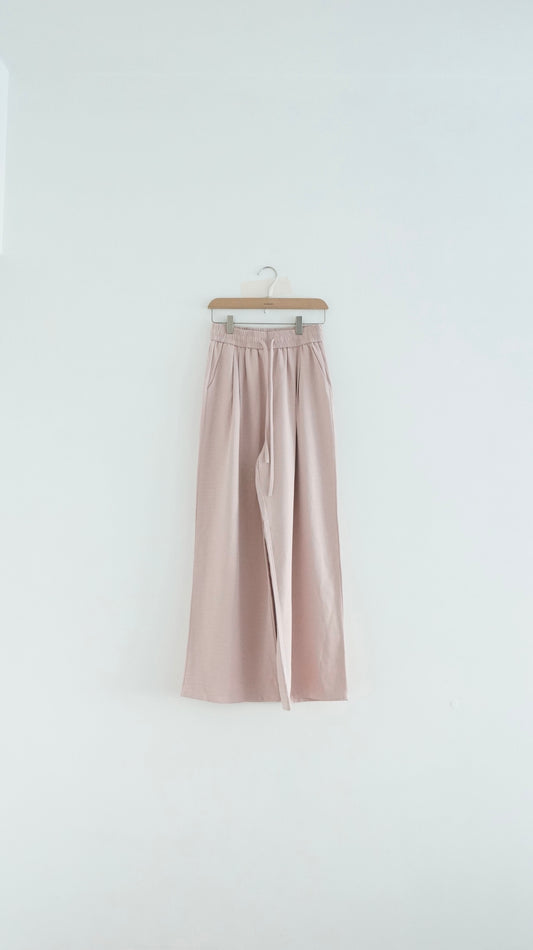 mochi color easy pants in pink (pre-order)