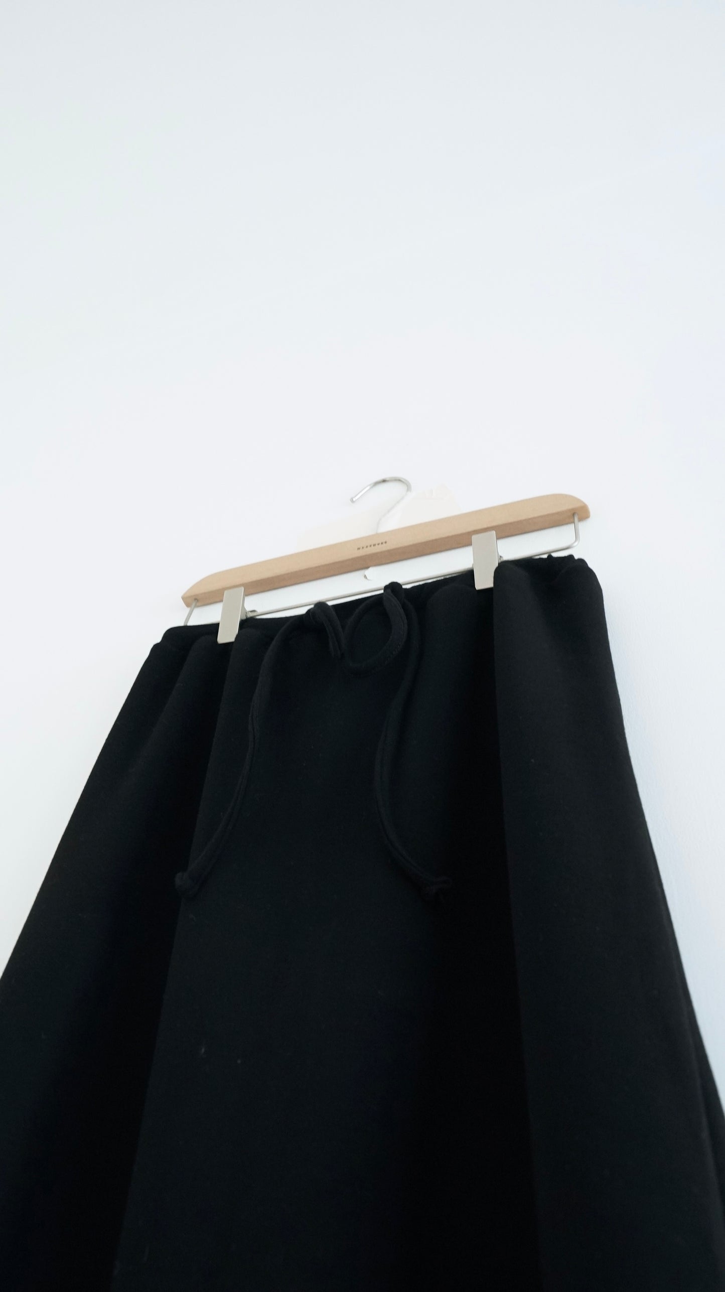 ari cotton long skirt in black (pre-order)
