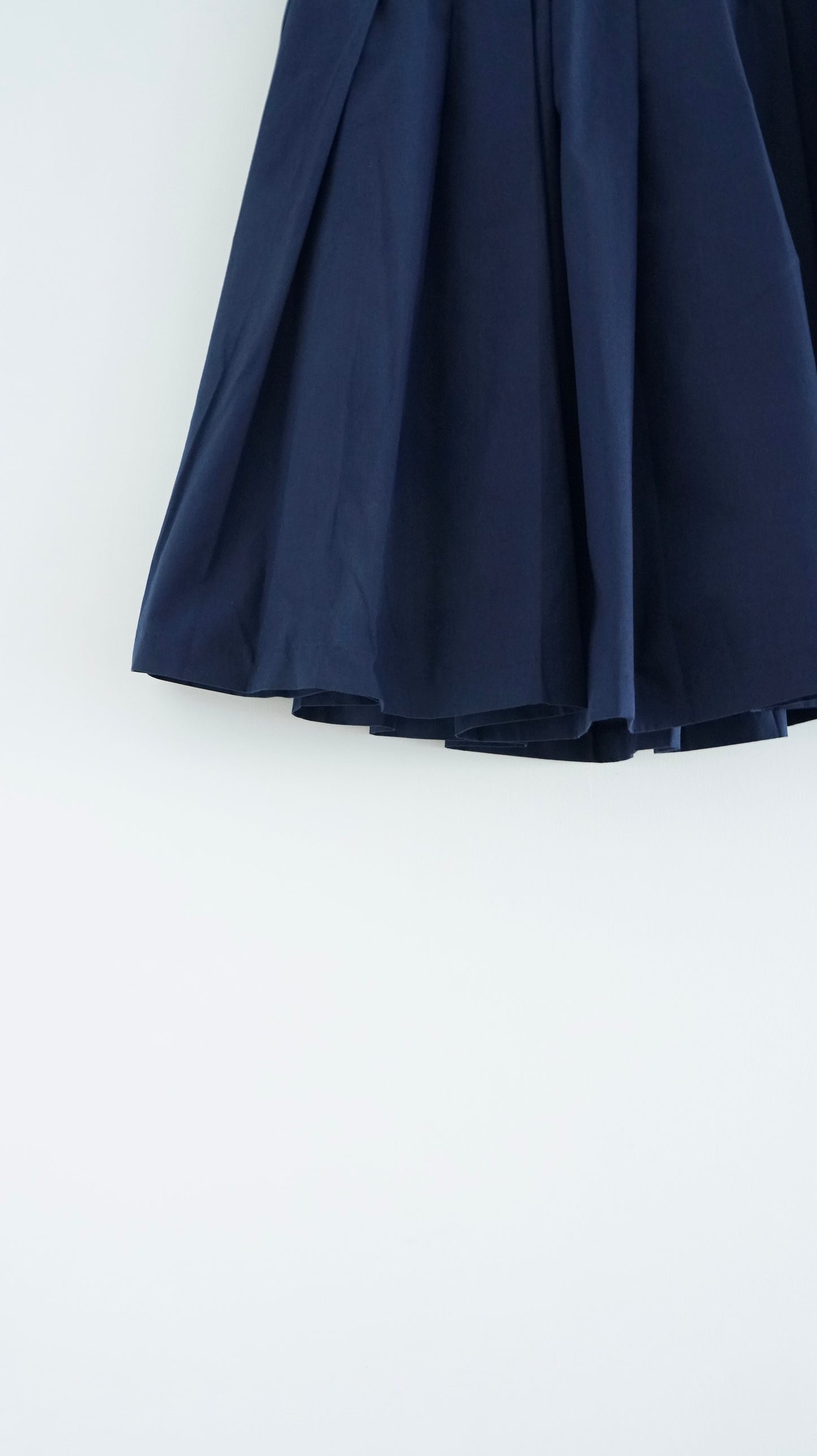 alma light midi skirt in navy (pre-order)