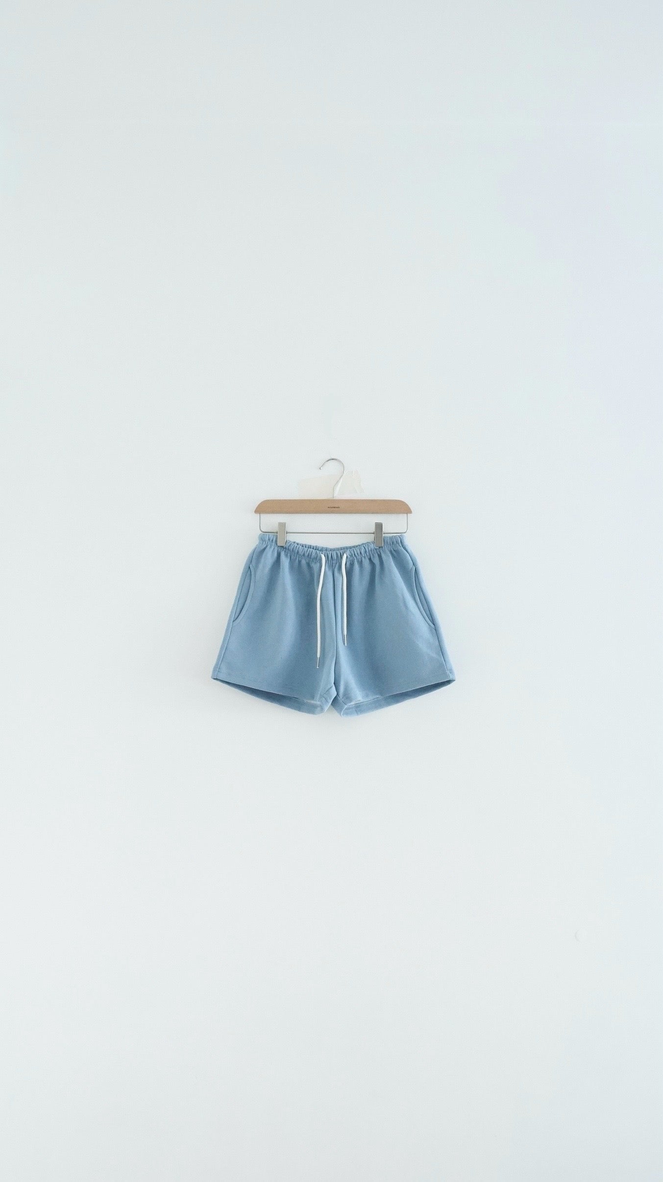 the romy sport shorts in sora (pre-order)