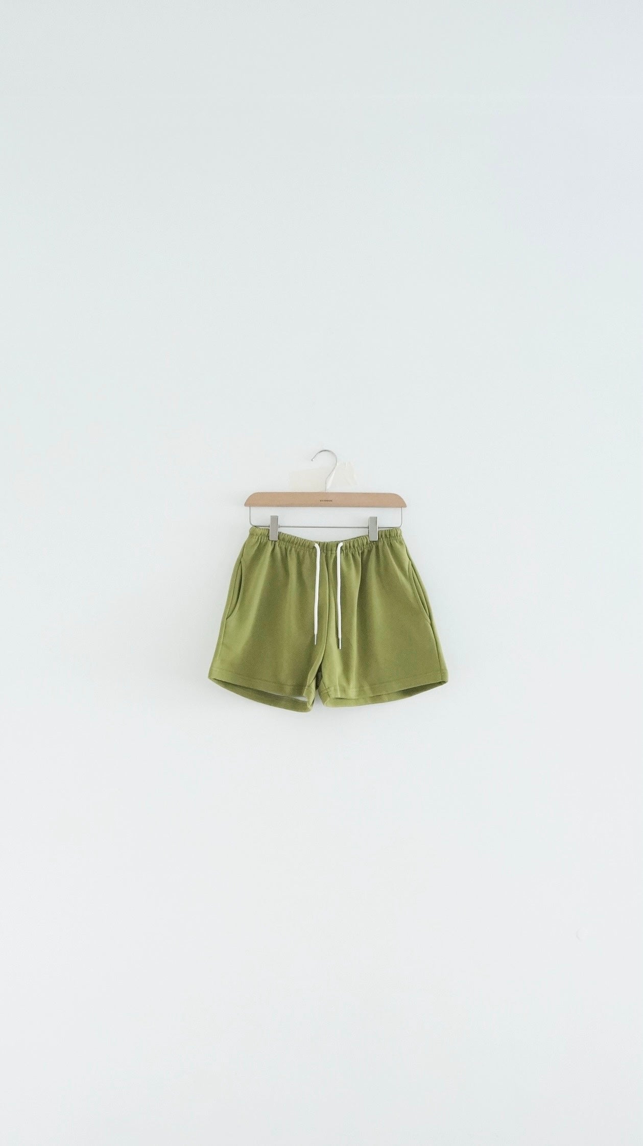 the romy sport shorts in green