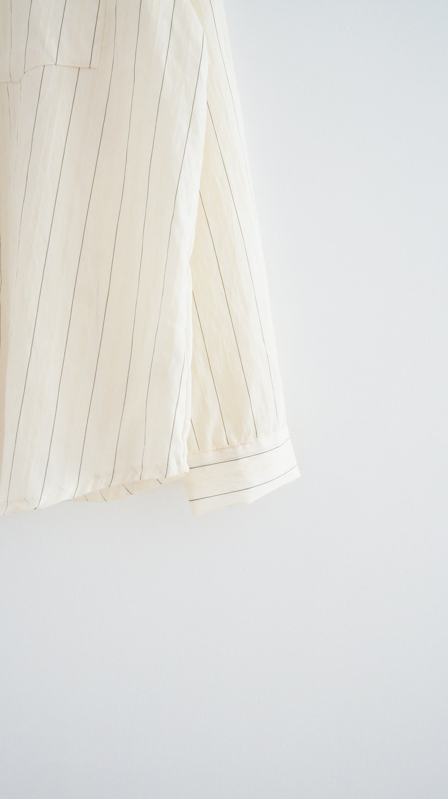 breezy stripe tencel shirt in lemon
